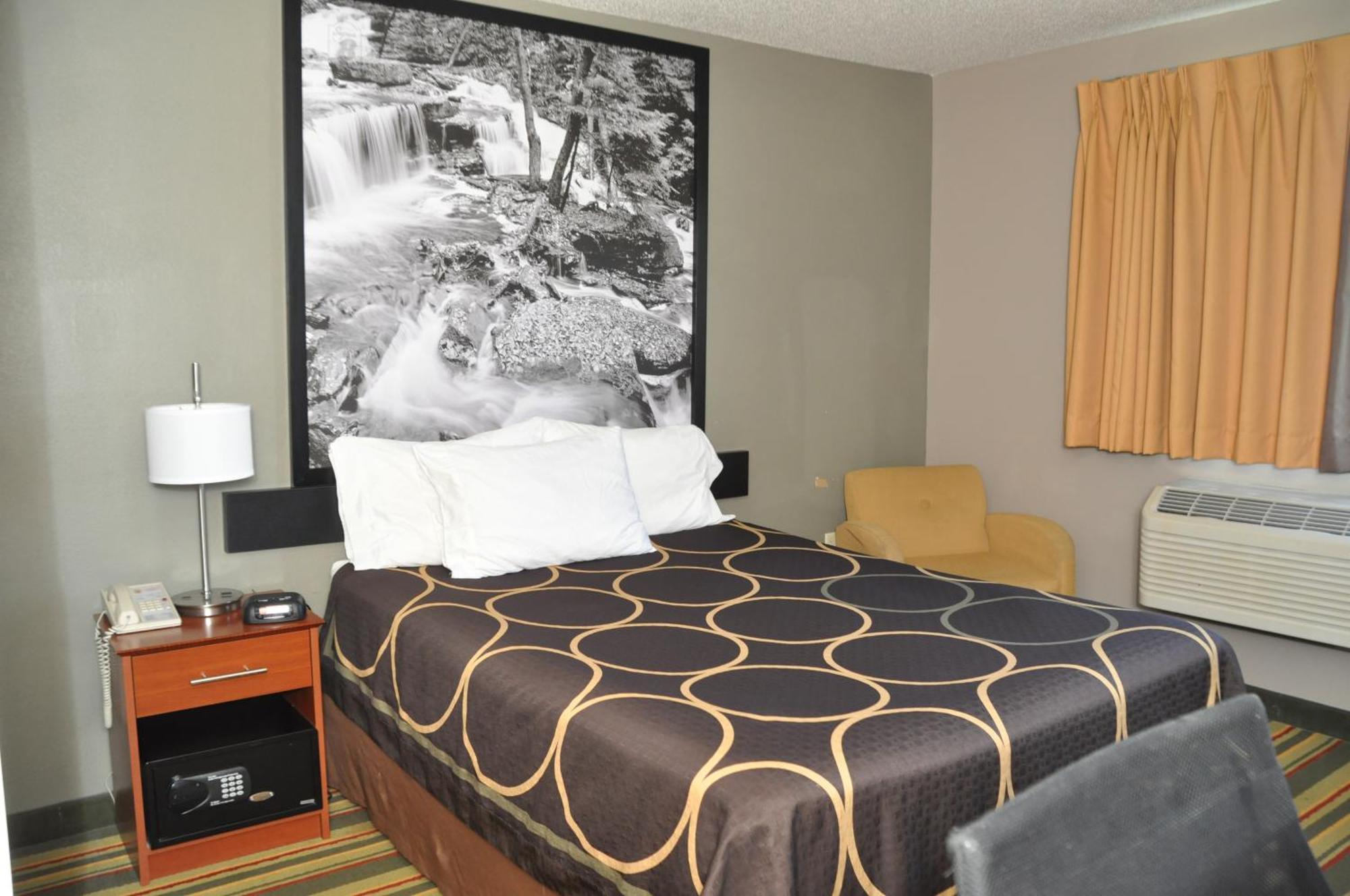 Super 8 By Wyndham Clearfield Exterior foto
