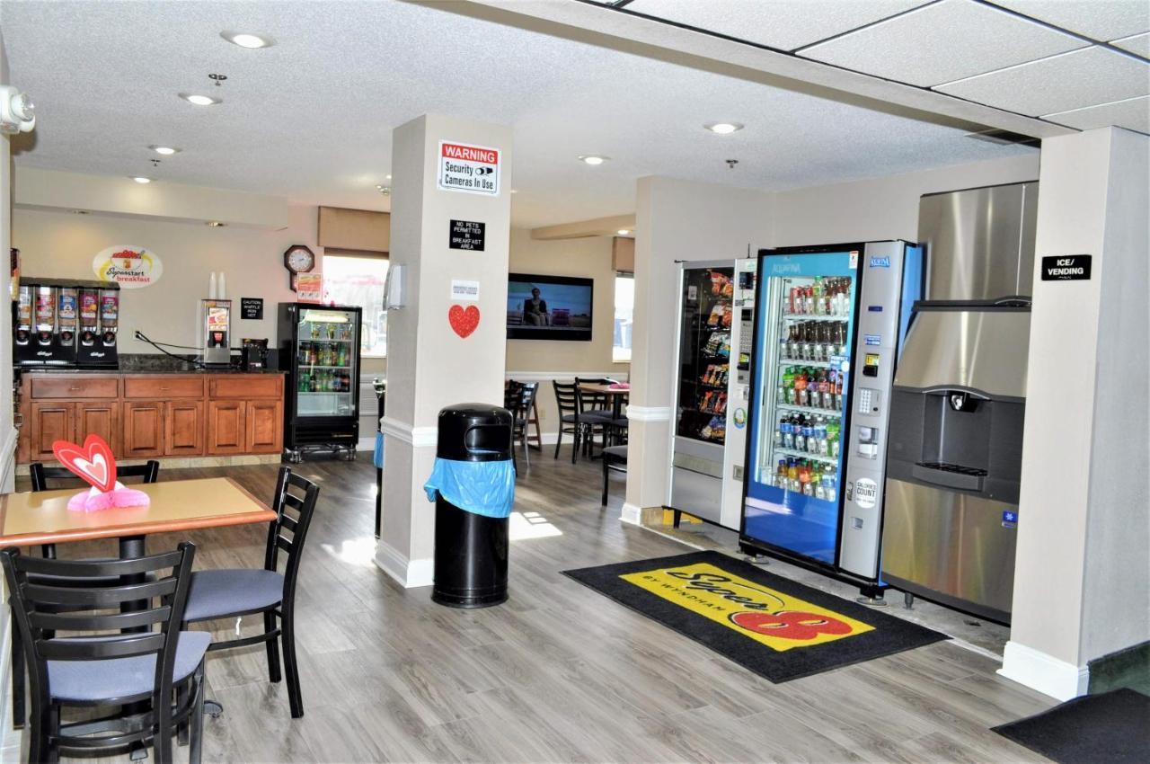 Super 8 By Wyndham Clearfield Exterior foto